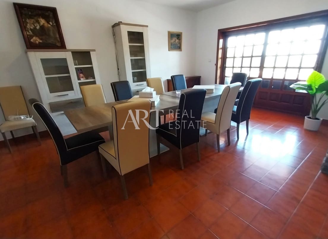 4 soveværelse Villa til salg i La Nucia med swimmingpool garage - € 995.000 (Ref: 9131316)