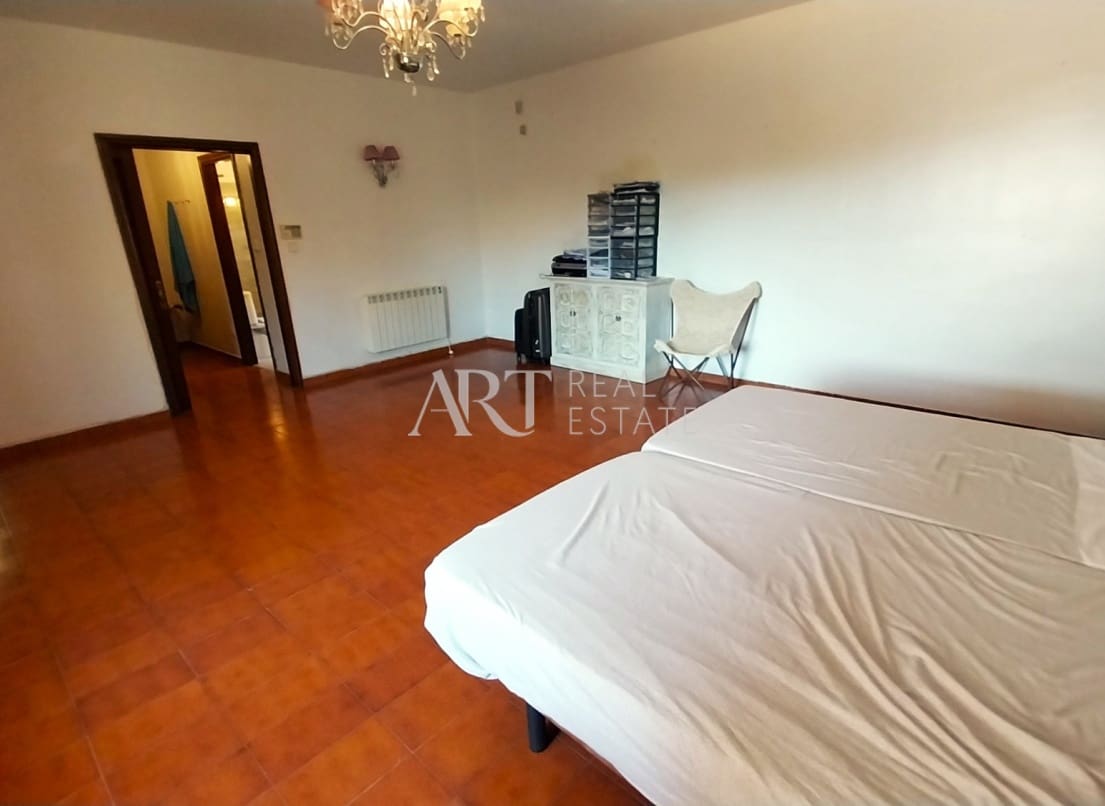 4 soveværelse Villa til salg i La Nucia med swimmingpool garage - € 995.000 (Ref: 9131316)