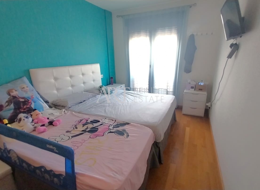 3 bedroom Semi-detached Villa for sale in Polop with garage - € 245,000 (Ref: 9133426)