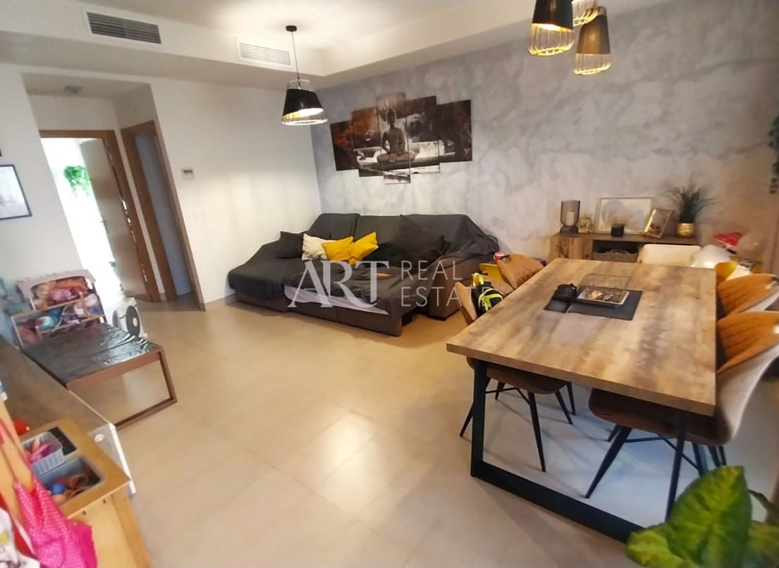 3 bedroom Semi-detached Villa for sale in Polop with garage - € 245,000 (Ref: 9133426)