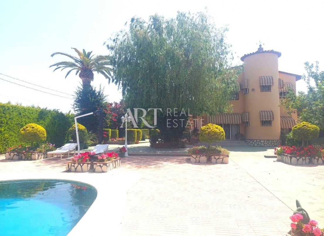 5 makuuhuone Huvila myytävänä paikassa Albir mukana uima-altaan 
autotalli - 1 695 000 € (Ref: 9164350)