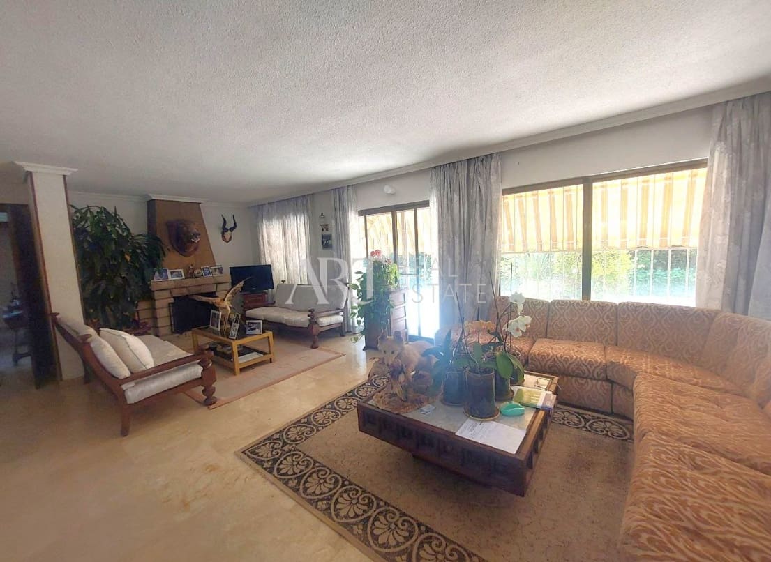 5 makuuhuone Huvila myytävänä paikassa Albir mukana uima-altaan 
autotalli - 1 695 000 € (Ref: 9164350)