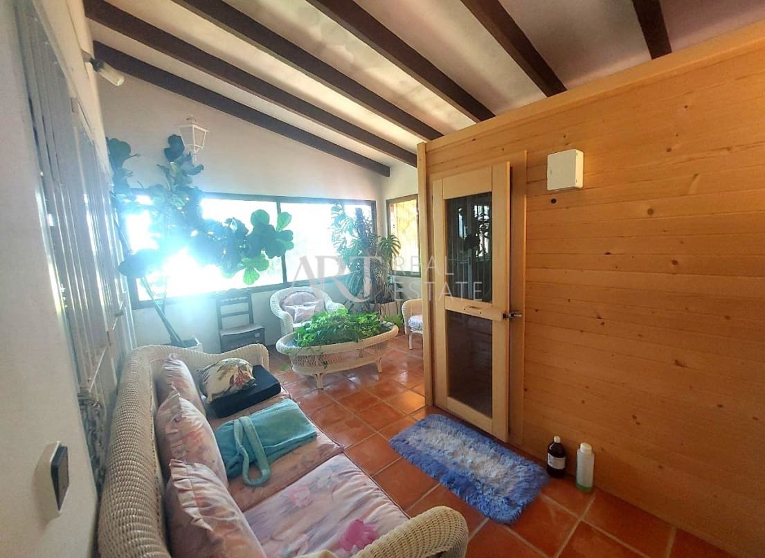 5 makuuhuone Huvila myytävänä paikassa Albir mukana uima-altaan 
autotalli - 1 695 000 € (Ref: 9164350)