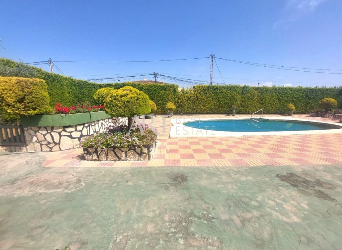 5 makuuhuone Huvila myytävänä paikassa Albir mukana uima-altaan 
autotalli - 1 695 000 € (Ref: 9164350)