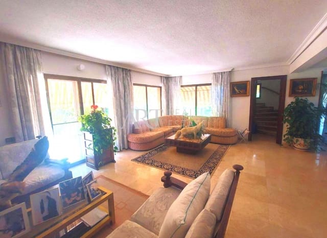 5 sypialnia Willa na sprzedaż w Albir, Alfaz del Pi / L'Alfàs del Pi z basenem garażem - 1 695 000 € (Ref: 9164350)