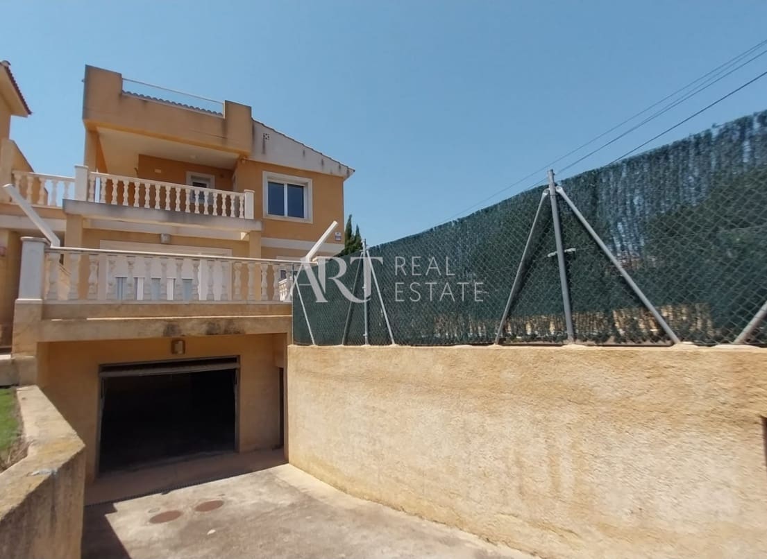 3 soverom Villa til salgs i La Nucia med svømmebasseng - € 445 000 (Ref: 9172169)