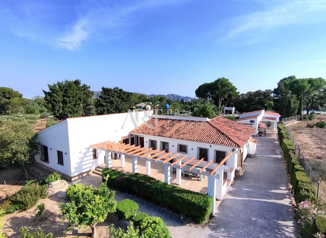 5 soveværelse Villa til salg i Alfaz del Pi / L'Alfas del Pi med swimmingpool garage - € 1.600.000 (Ref: 9176669)