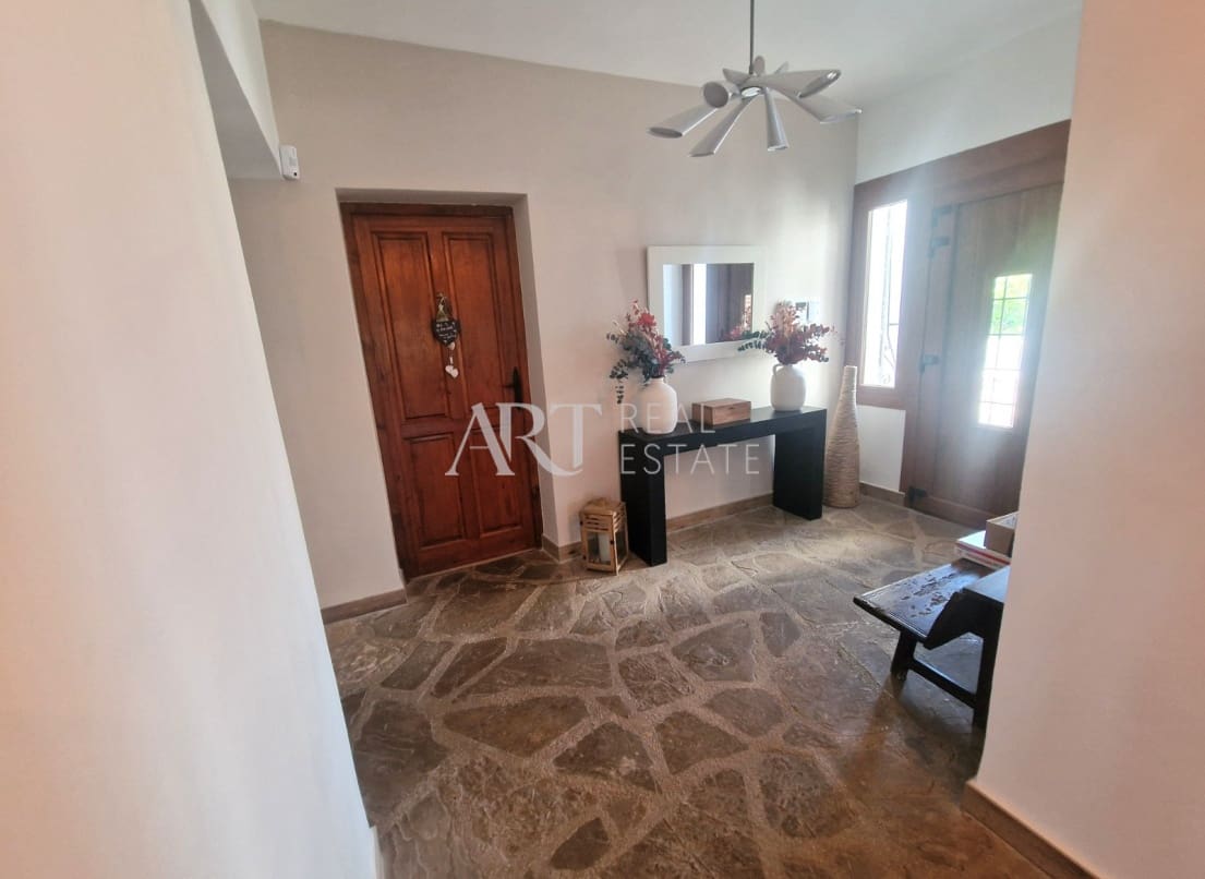 5 soveværelse Villa til salg i Alfaz del Pi / L'Alfas del Pi med swimmingpool garage - € 1.600.000 (Ref: 9176669)