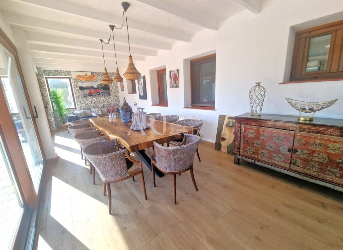 5 soveværelse Villa til salg i Alfaz del Pi / L'Alfas del Pi med swimmingpool garage - € 1.600.000 (Ref: 9176669)