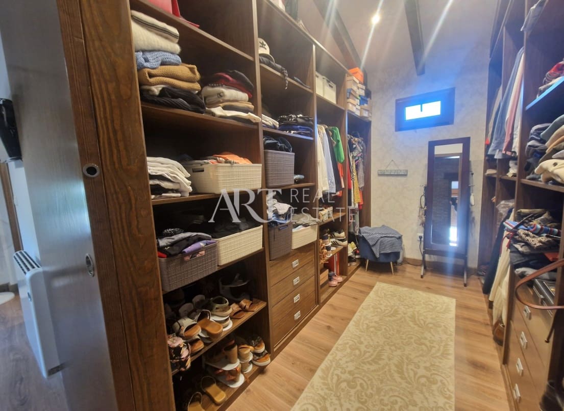 5 soveværelse Villa til salg i Alfaz del Pi / L'Alfas del Pi med swimmingpool garage - € 1.600.000 (Ref: 9176669)