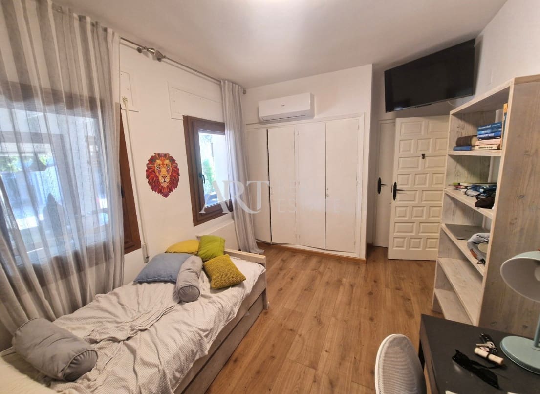 5 soveværelse Villa til salg i Alfaz del Pi / L'Alfas del Pi med swimmingpool garage - € 1.600.000 (Ref: 9176669)