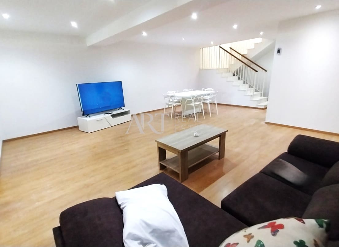 4 chambre Villa/Maison à vendre à La Nucia avec piscine garage - 375 000 € (Ref: 9211087)