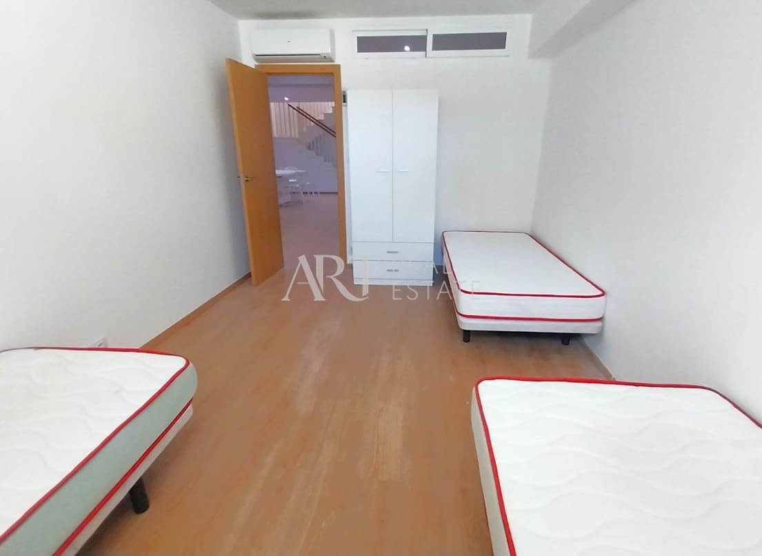 4 chambre Villa/Maison à vendre à La Nucia avec piscine garage - 375 000 € (Ref: 9211087)