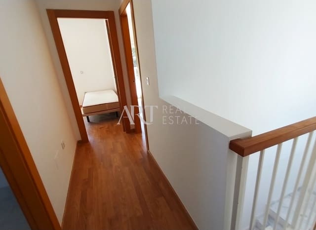 Chalet de 4 habitaciones en Barranco Hondo, La Nucia en venta con piscina garaje - 375.000 € (Ref: 9211087)