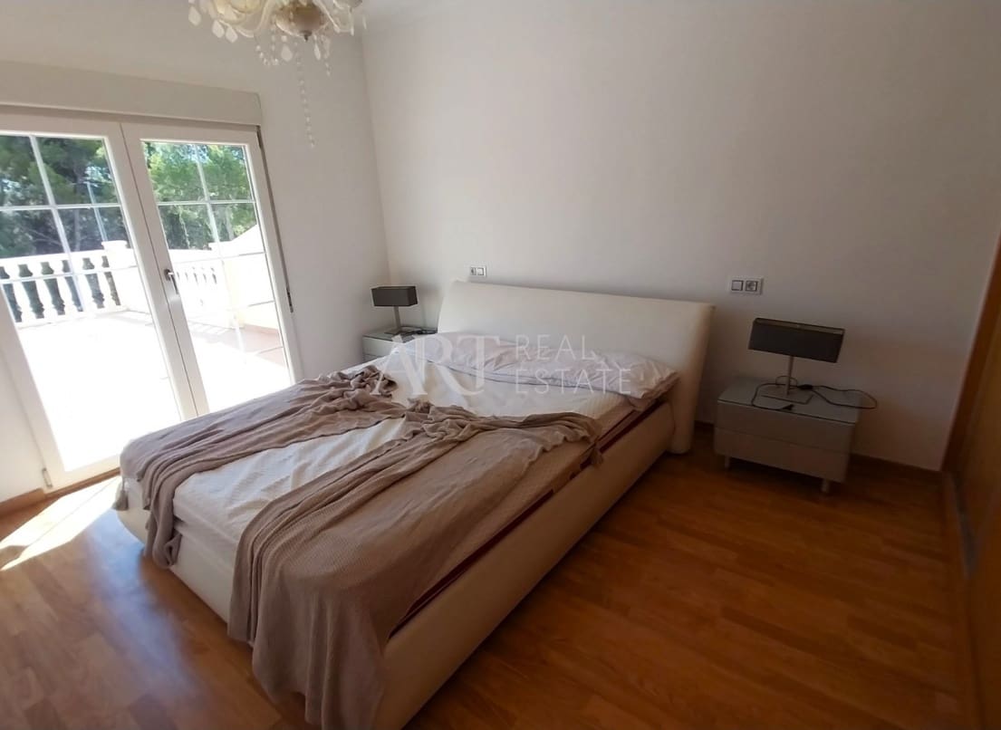 4 chambre Villa/Maison à vendre à La Nucia avec piscine garage - 375 000 € (Ref: 9211087)