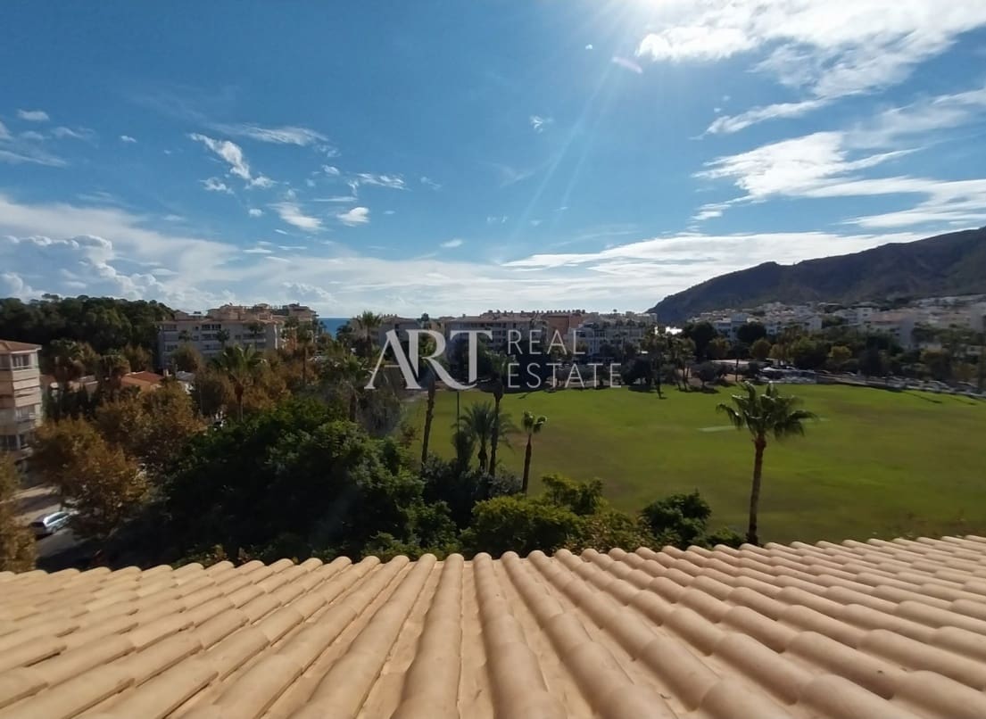 3 slaapkamer Penthouse te koop in Albir met zwembad garage - € 480.000 (Ref: 9274679)
