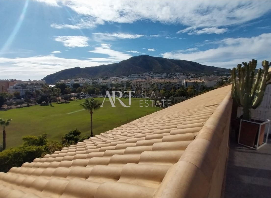 3 slaapkamer Penthouse te koop in Albir met zwembad garage - € 480.000 (Ref: 9274679)