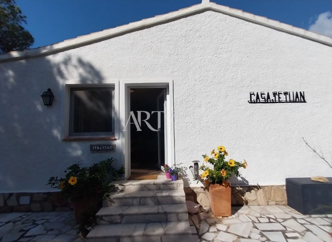 6 bedroom Villa for sale in Altea la Vella with pool garage - € 740,000 (Ref: 9325266)