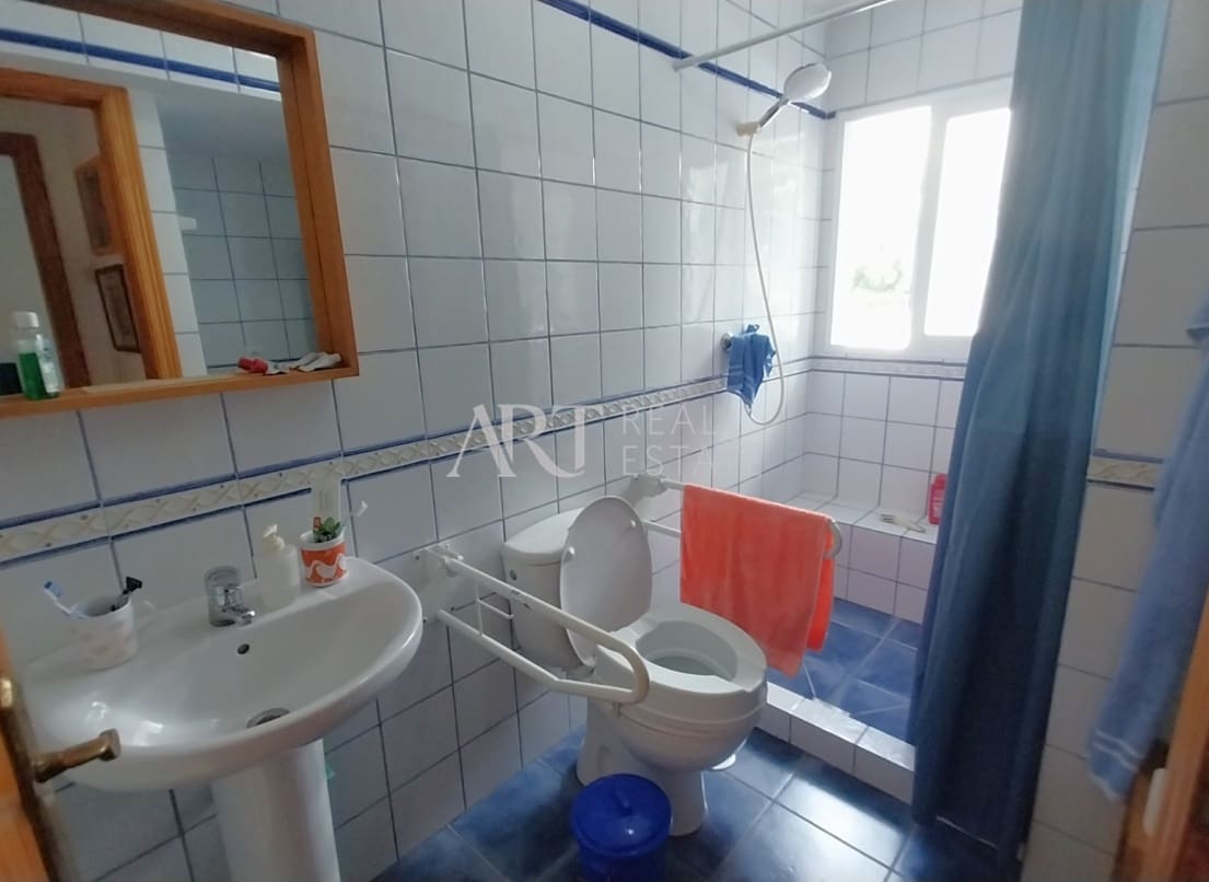 6 bedroom Villa for sale in Altea la Vella with pool garage - € 740,000 (Ref: 9325266)