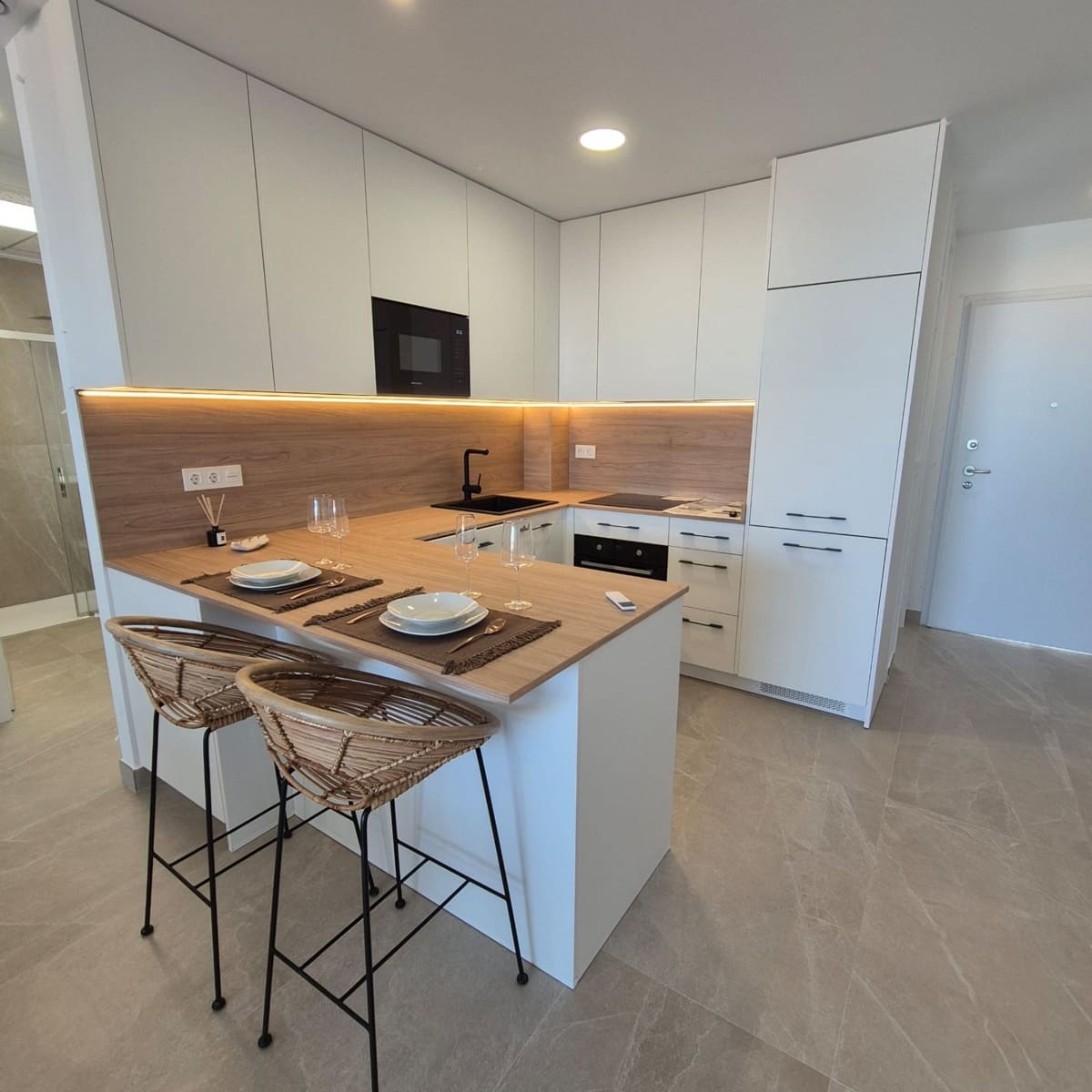 2 slaapkamer Appartement te koop in Benijofar met zwembad garage - € 253.000 (Ref: 8559375)