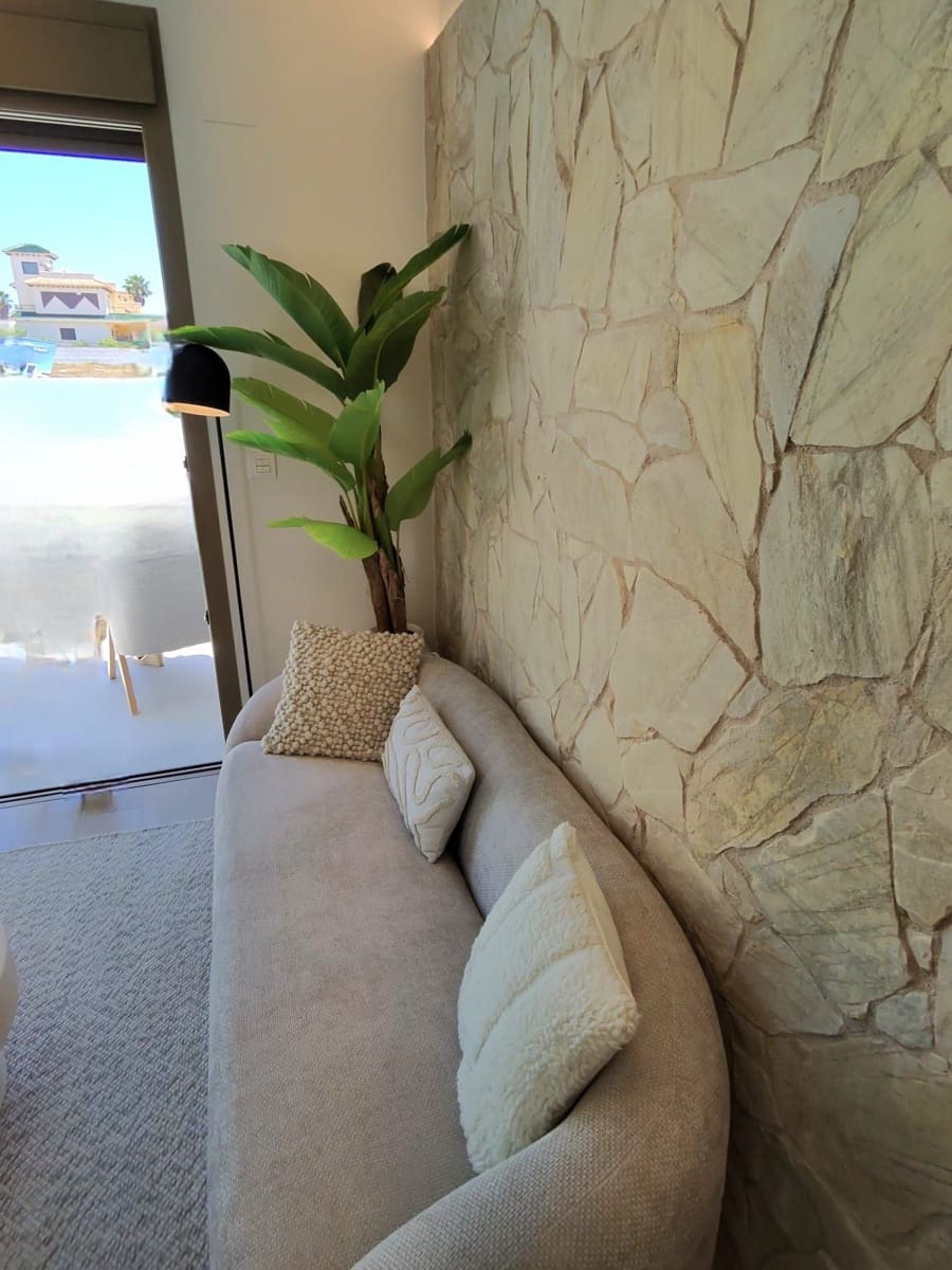 3 bedroom Villa for sale in Ciudad Quesada with pool - € 499,999 (Ref: 8588212)