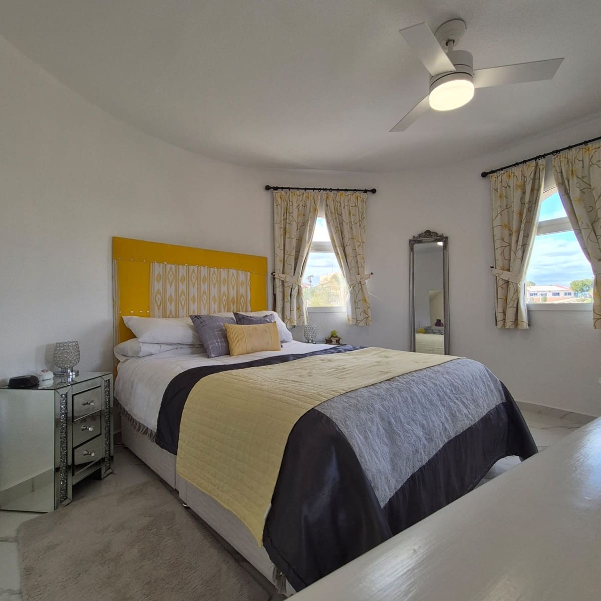 5 chambre Villa/Maison à vendre à Almoradi avec garage - 685 000 € (Ref: 8777857)