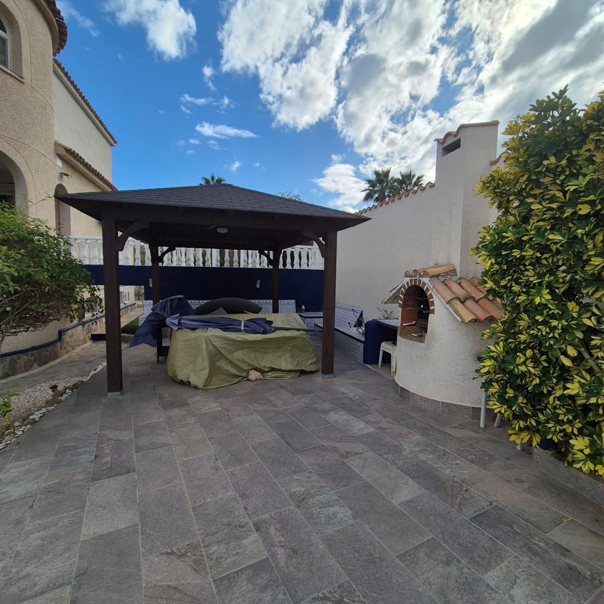 5 chambre Villa/Maison à vendre à Almoradi avec garage - 685 000 € (Ref: 8777857)