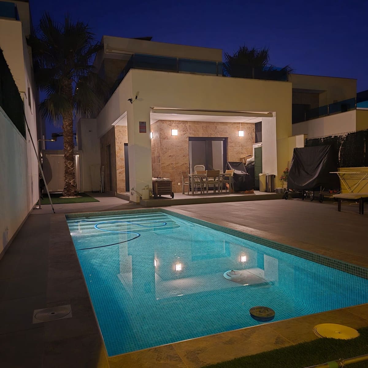 3 soveværelse Villa til salg i Bigastro med swimmingpool garage - € 339.000 (Ref: 9006760)