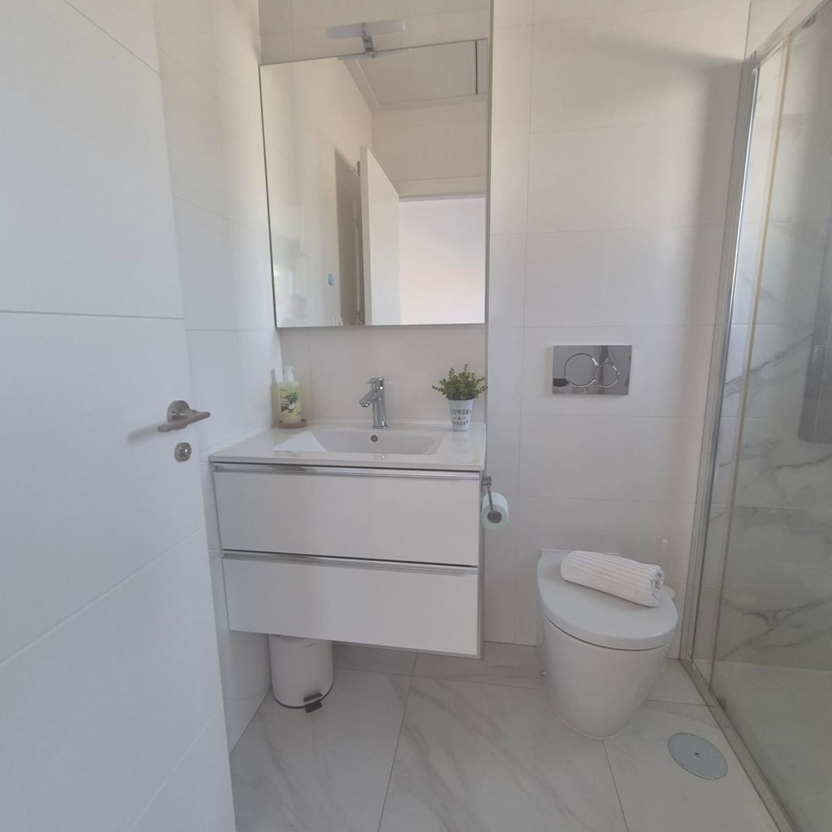 3 soveværelse Villa til salg i Bigastro med swimmingpool garage - € 339.000 (Ref: 9006760)