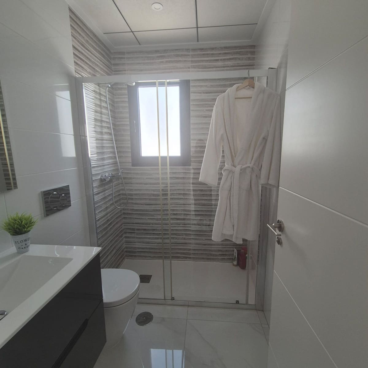 3 soveværelse Villa til salg i Bigastro med swimmingpool garage - € 339.000 (Ref: 9006760)