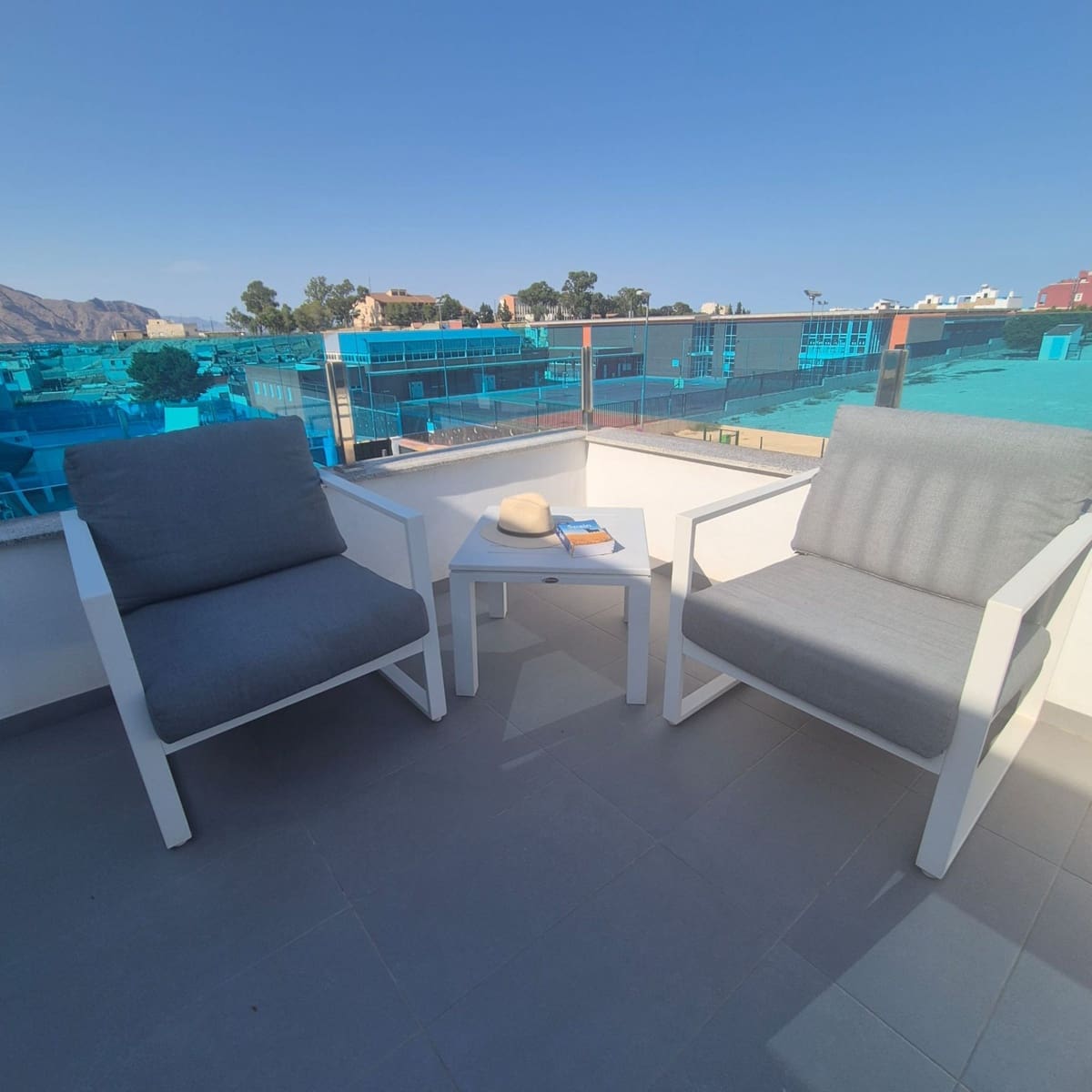 3 soveværelse Villa til salg i Bigastro med swimmingpool garage - € 339.000 (Ref: 9006760)