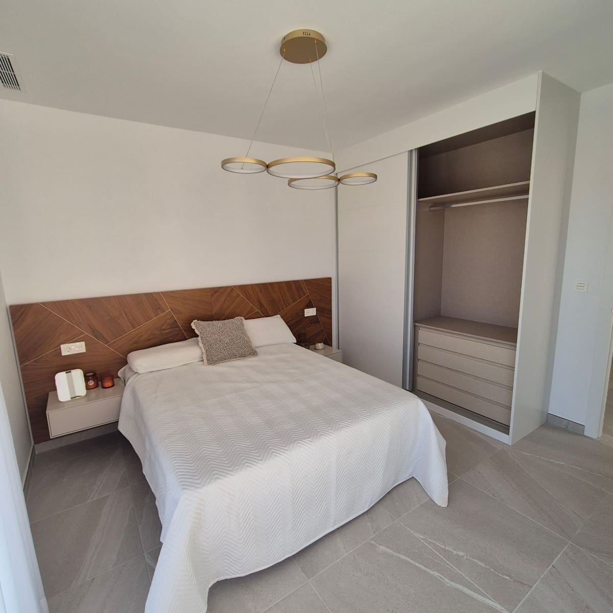 3 slaapkamer Villa te koop in Los Montesinos met zwembad garage - € 409.900 (Ref: 9024050)