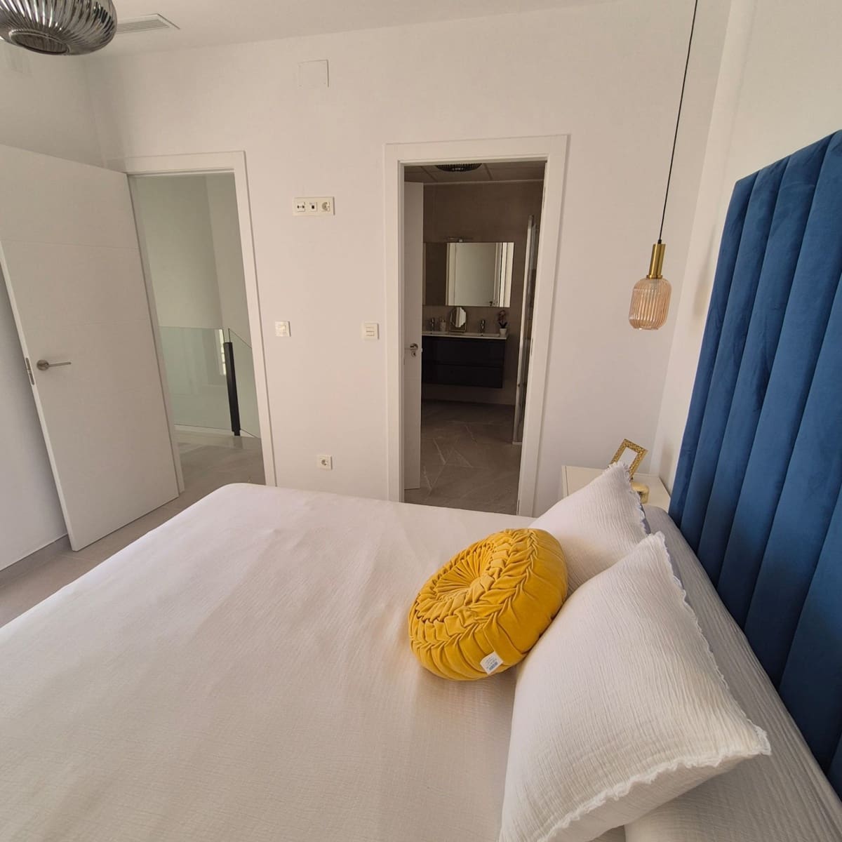 3 slaapkamer Villa te koop in Los Montesinos met zwembad garage - € 409.900 (Ref: 9024050)