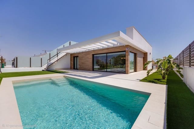 4 quarto Moradia para venda em Los Alcázares com piscina garagem - 685 000 € (Ref: 9358864)