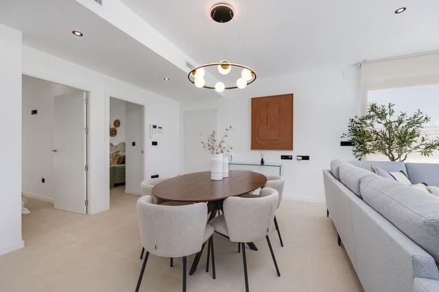 4 quarto Moradia para venda em Los Alcázares com piscina garagem - 685 000 € (Ref: 9358864)