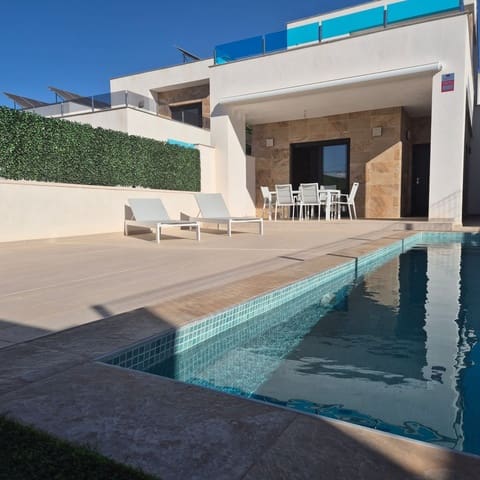 3 slaapkamer Villa te koop in Bigastro met zwembad garage - € 379.000 (Ref: 9382342)