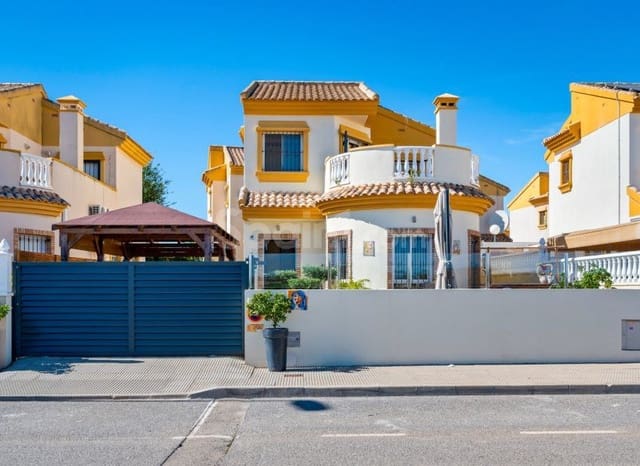 3 soverom Villa til salgs i Guardamar del Segura med svømmebasseng garasje - € 350 000 (Ref: 9430814)