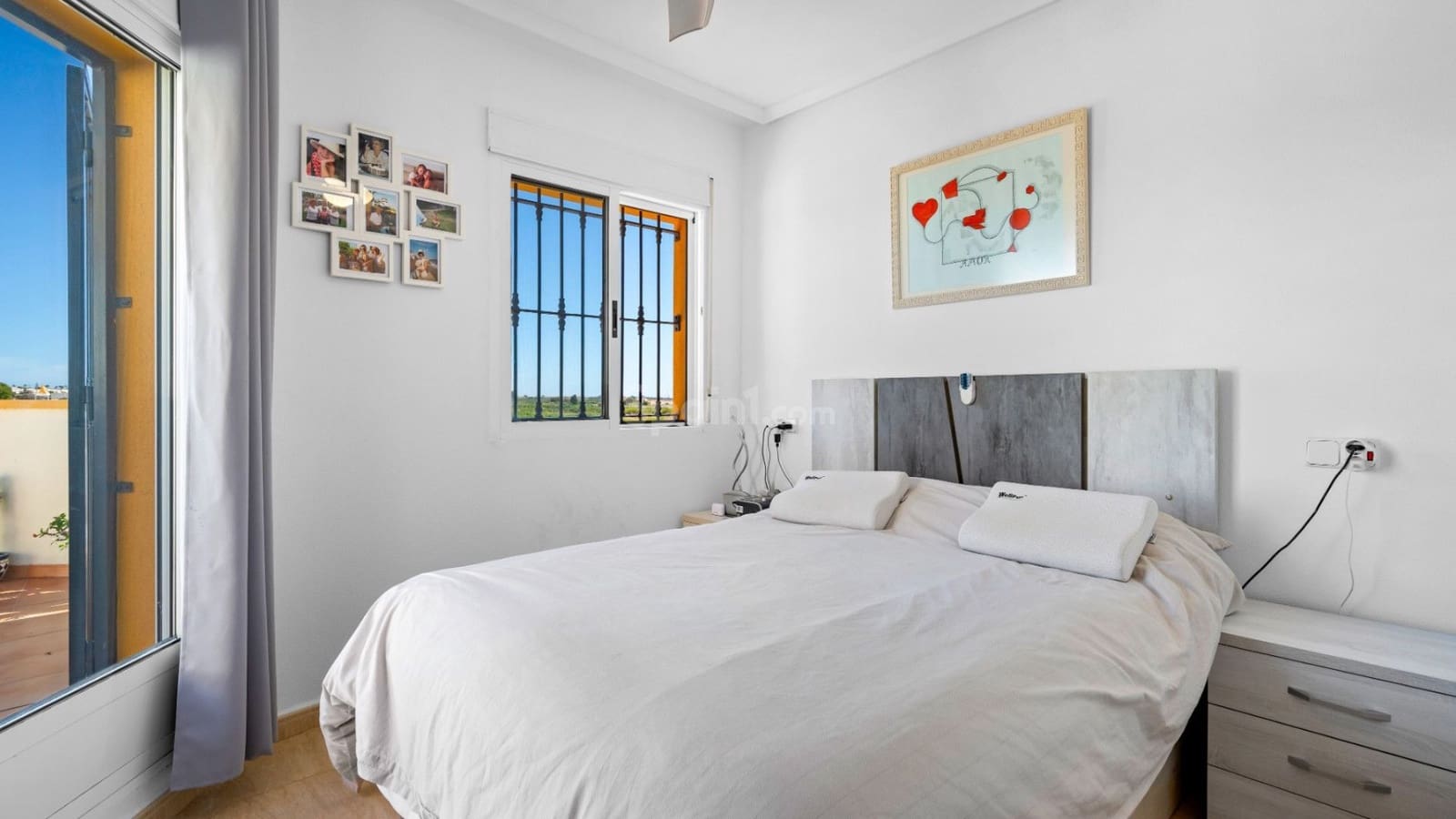 3 makuuhuone Huvila myytävänä paikassa Guardamar del Segura mukana uima-altaan 
autotalli - 350 000 € (Ref: 9430814)