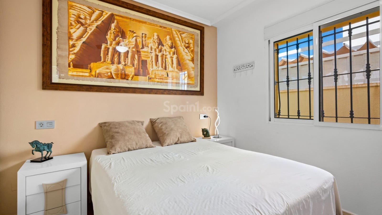 3 makuuhuone Huvila myytävänä paikassa Guardamar del Segura mukana uima-altaan 
autotalli - 350 000 € (Ref: 9430814)