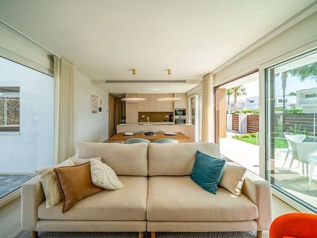 3 quarto Moradia para venda em Entre Naranjos com piscina - 469 900 € (Ref: 9572014)