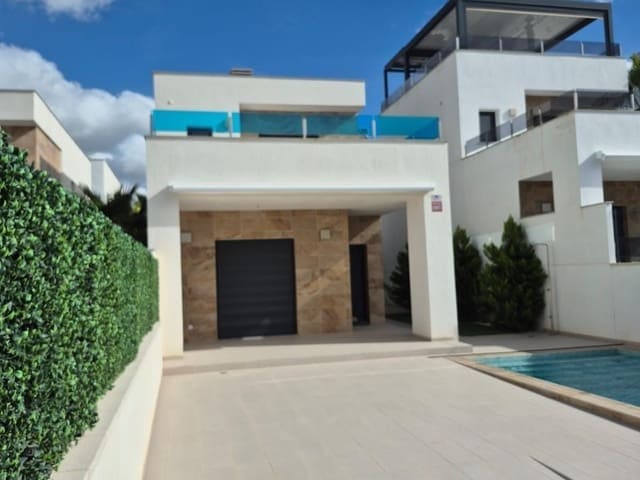 3 bedroom Villa for sale in Bigastro with pool - € 379,000 (Ref: 9572020)