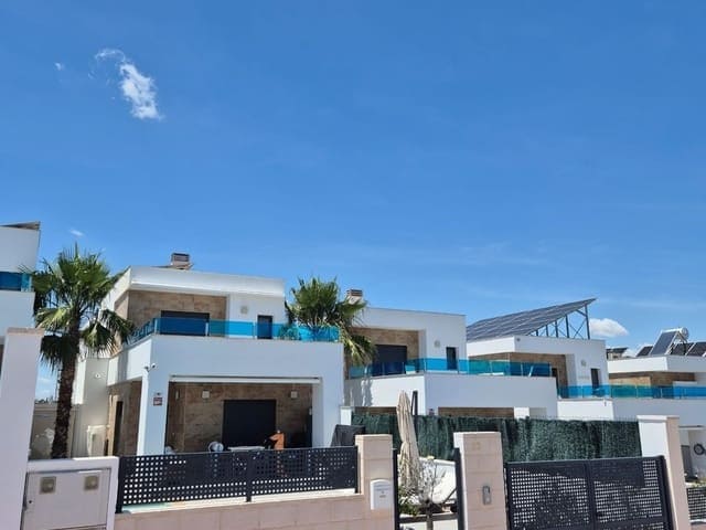 3 bedroom Villa for sale in Bigastro with pool - € 339,000 (Ref: 9572028)