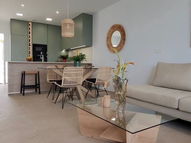 2 soveværelse Lejlighed til salg i Los Alcazares med swimmingpool - € 314.900 (Ref: 9572030)