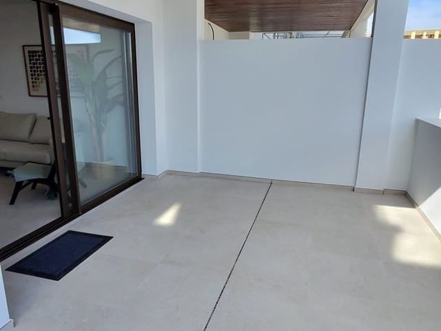 2 soveværelse Lejlighed til salg i Los Alcazares med swimmingpool - € 314.900 (Ref: 9572030)