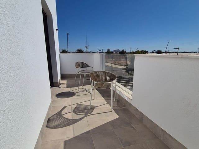 3 sovrum Villa till salu i Roldan med pool - 299 900 € (Ref: 9572035)