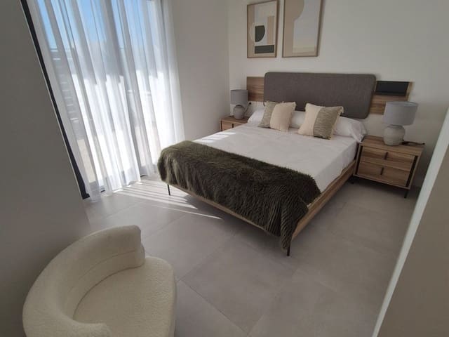 3 sovrum Villa till salu i Roldan med pool - 299 900 € (Ref: 9572035)