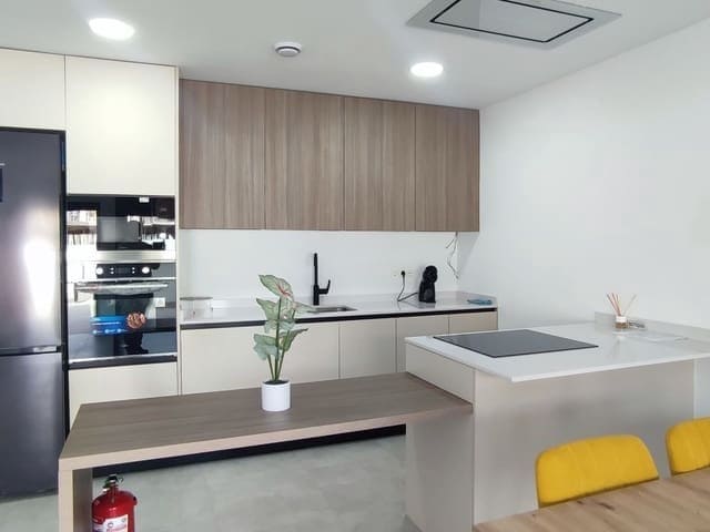 3 sovrum Lägenhet till salu i Pilar de la Horadada med pool - 289 900 € (Ref: 9572040)