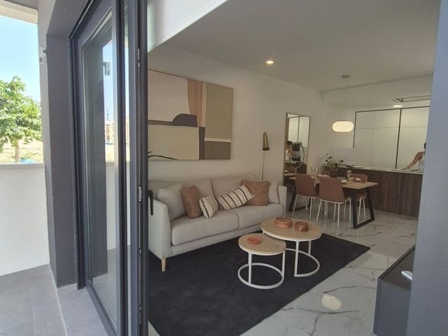 2 Zimmer Apartment zu verkaufen in San Miguel de Salinas mit Pool - 224.000 € (Ref: 9572056)