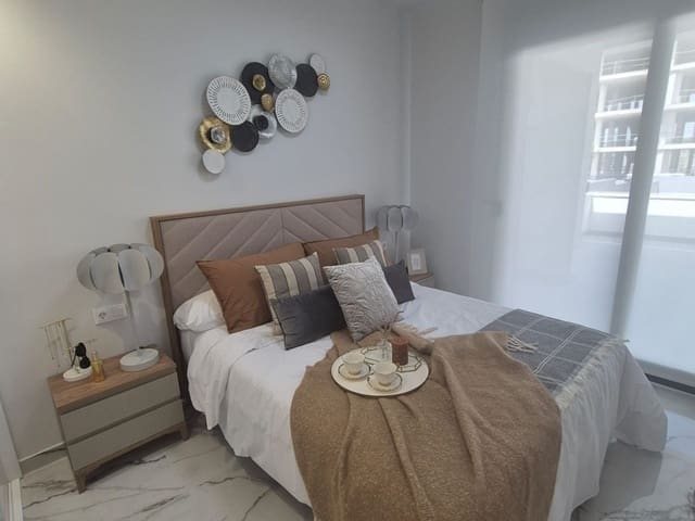 2 Zimmer Apartment zu verkaufen in San Miguel de Salinas mit Pool - 224.000 € (Ref: 9572056)