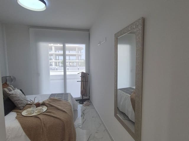 2 Zimmer Apartment zu verkaufen in San Miguel de Salinas mit Pool - 224.000 € (Ref: 9572056)